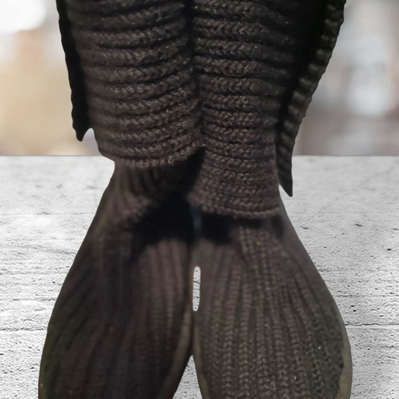 Ugg Classic Candy, Black Tall‎ Sweater Boots, women’s size 5 - Picture 6 of 9